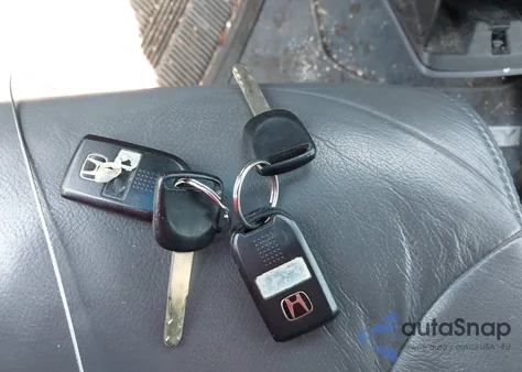 2006 Honda Odyssey Ex-L из США, поврежденный, VIN 5FNRL38656B003267